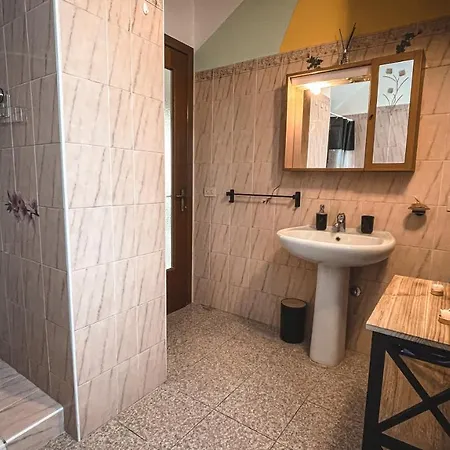 La Rosa Di Maggio Apartment