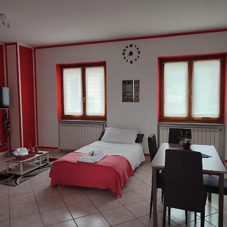 La Rosa Di Maggio La Morra